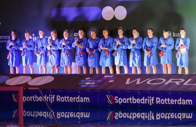 58864436 ORANGE PICTURES