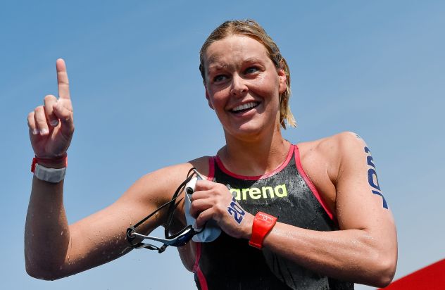 55171892 ORANGE PICTURES