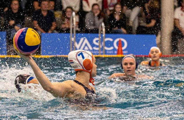 56790553 ORANGE PICTURES 1