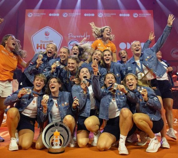 WP dames huldiging 1