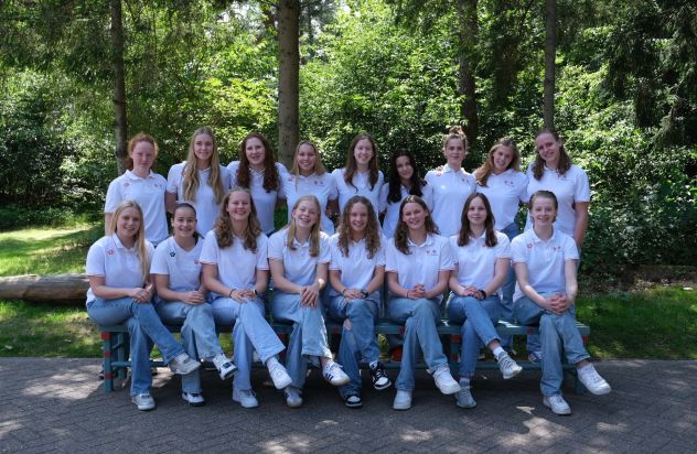 Jong Oranje meisjes o16